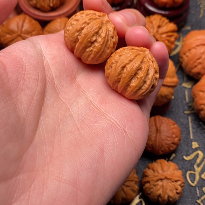 二***p文玩核桃吊坠西瓜球