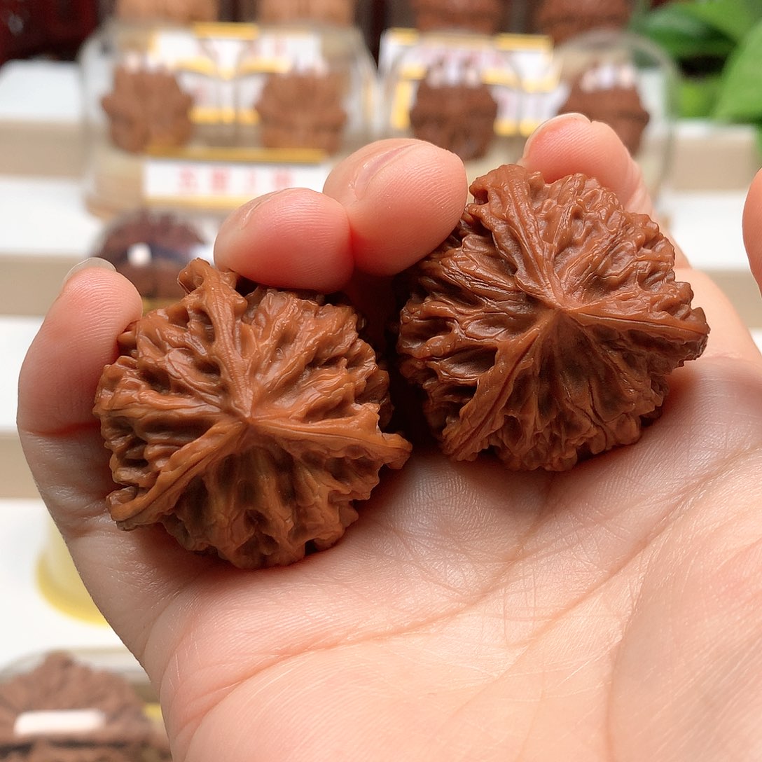 文玩核桃把件政苹果奔