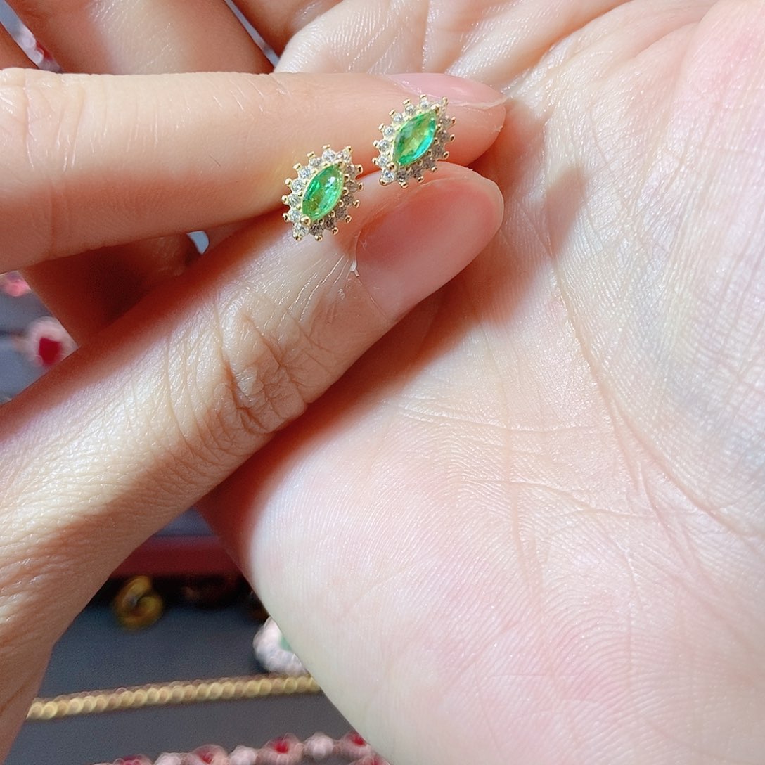 祖母绿耳饰银S925镶嵌