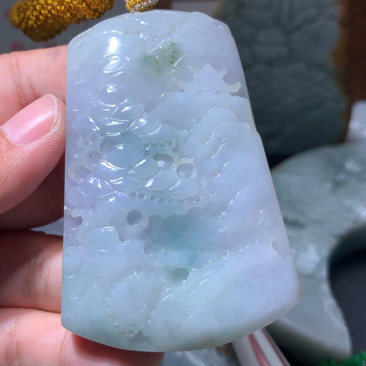 翡翠未镶嵌颈饰保真天然A货翡翠