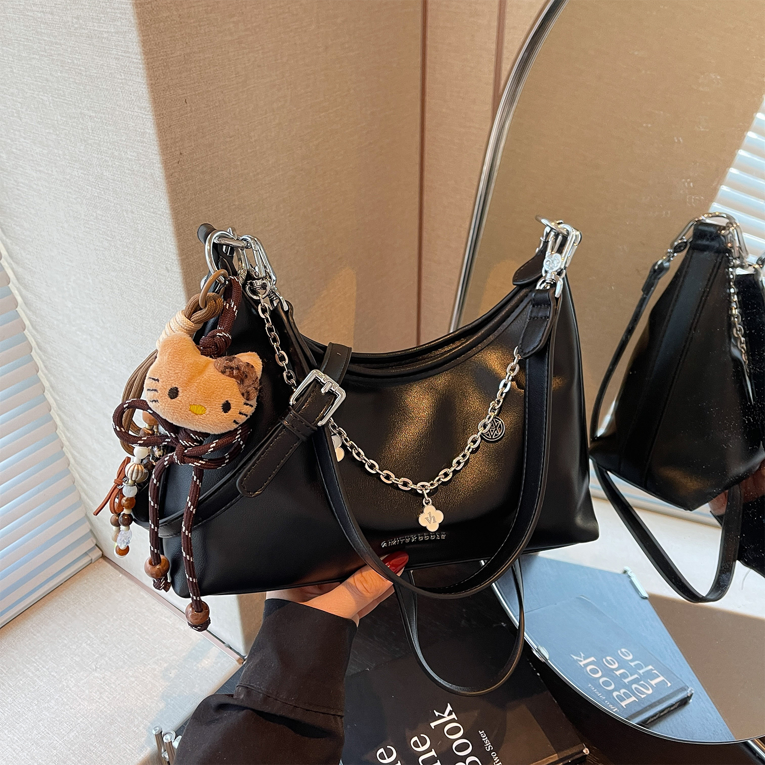 艾米兔 X COOLE女包2025新款纯色简约潮流质感小众单肩斜挎包