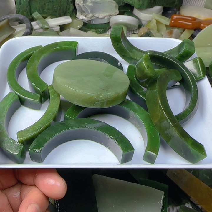 未镶嵌和田玉珠宝半成品小*滴