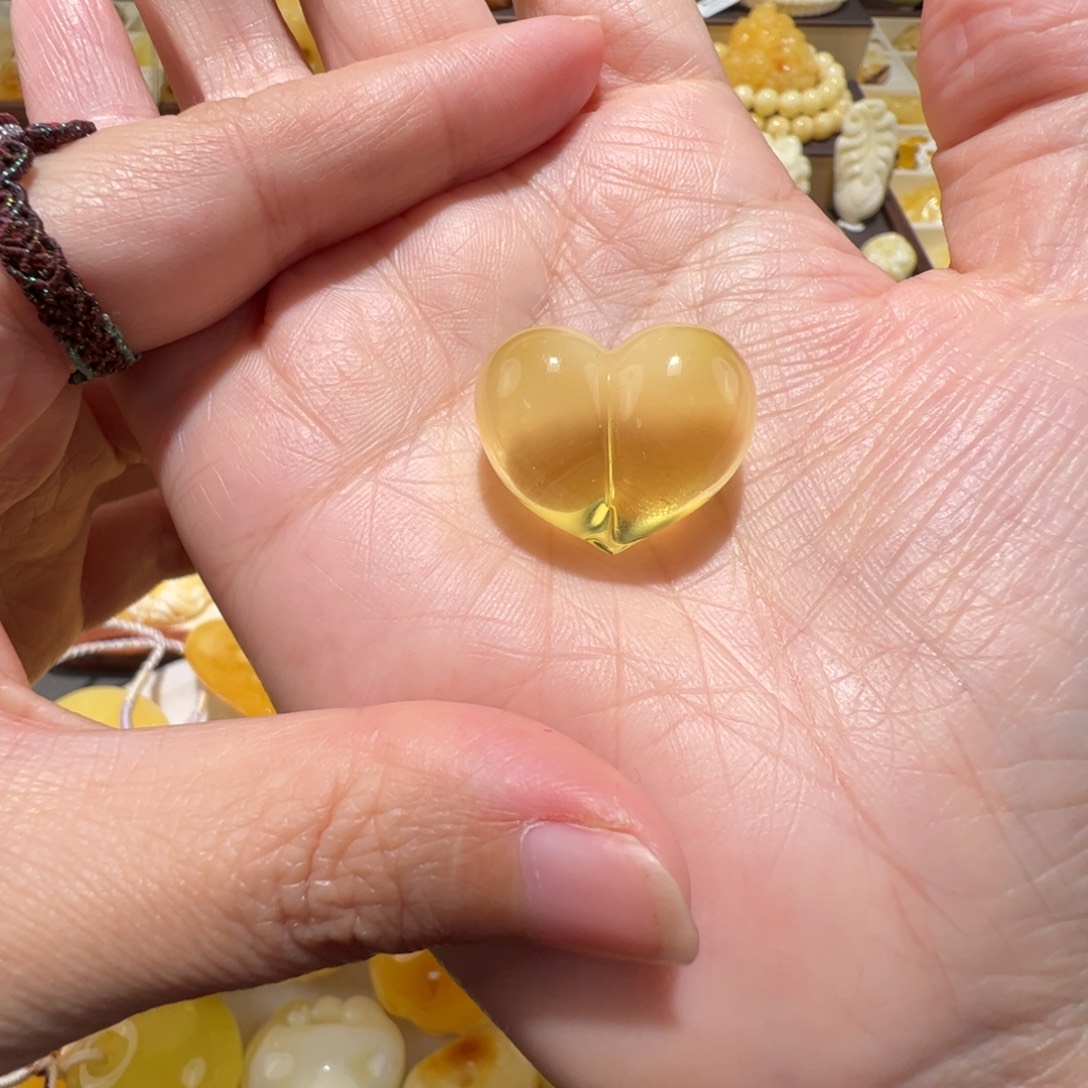 琥珀未镶嵌裸石蜜蜡