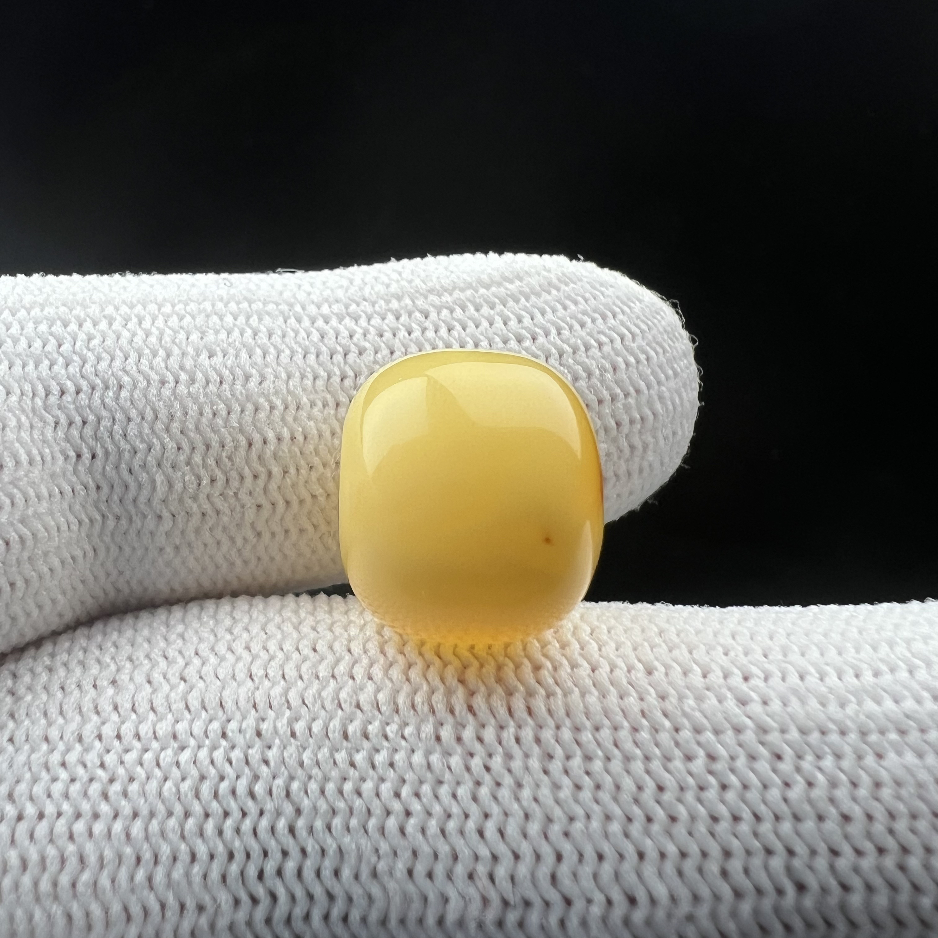 B4967天然原矿蜜蜡瑕疵特价墩子14.3*12.3mm支持复检假一罚十