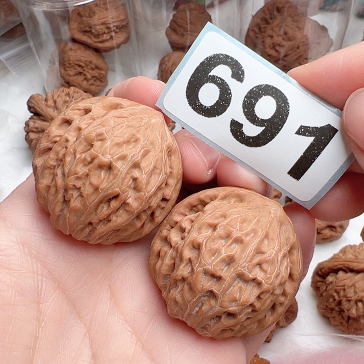文玩核桃吊坠文玩691