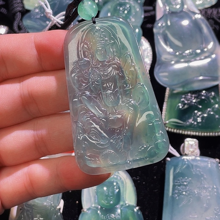 翡翠颈饰未镶嵌57，