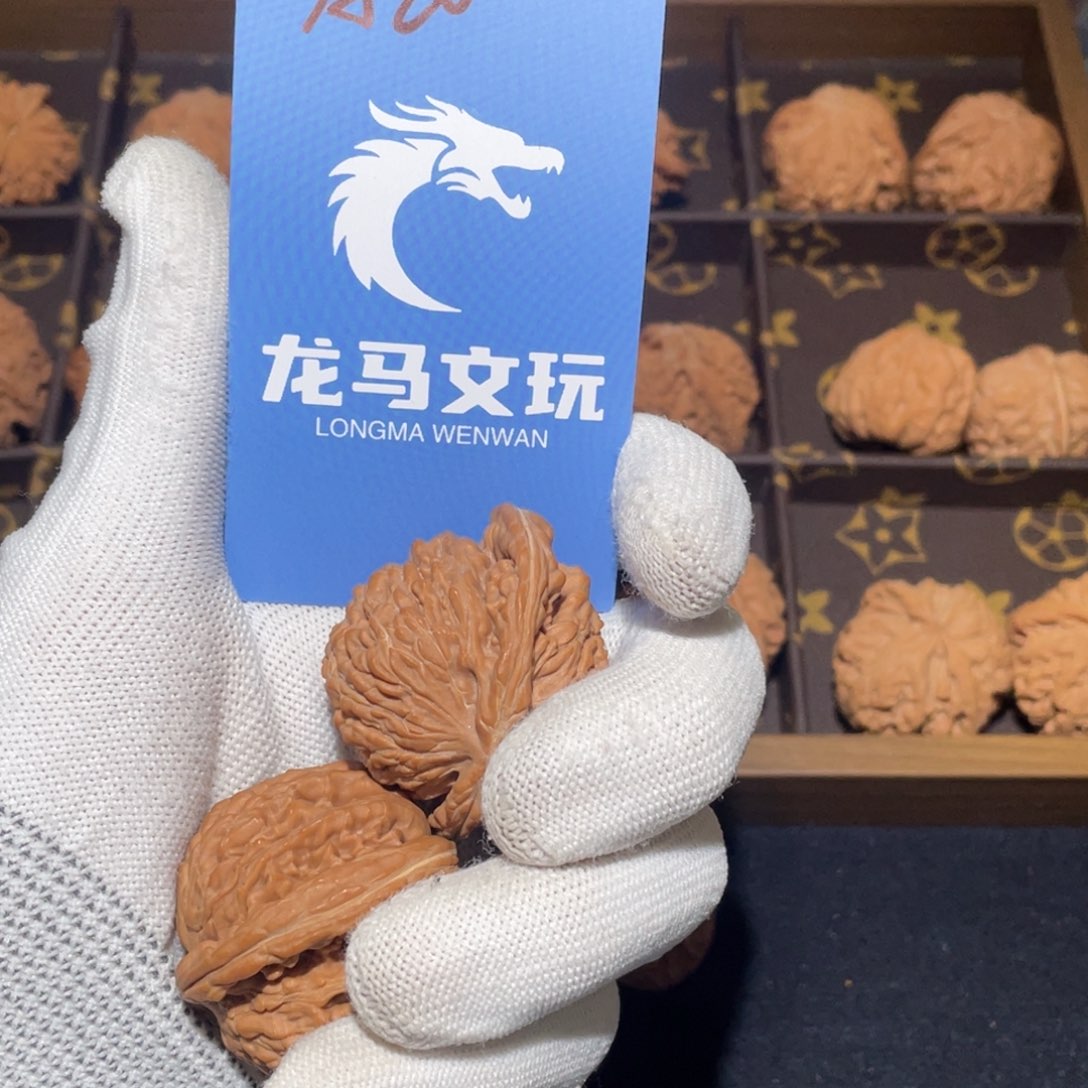 卷****吊坠桃核四座楼 编号a20