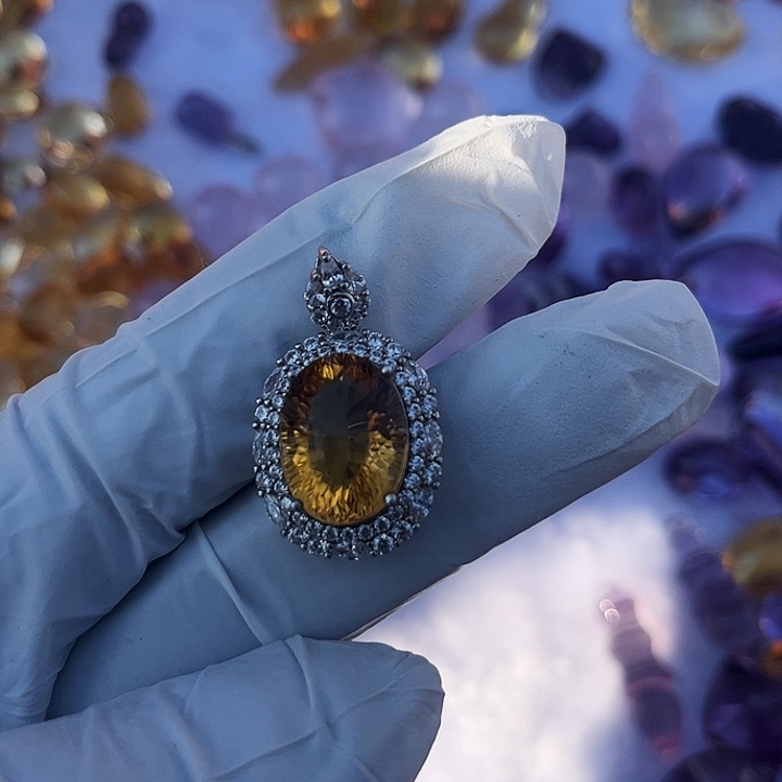 连***于水晶未镶嵌吊坠(不含链)水晶