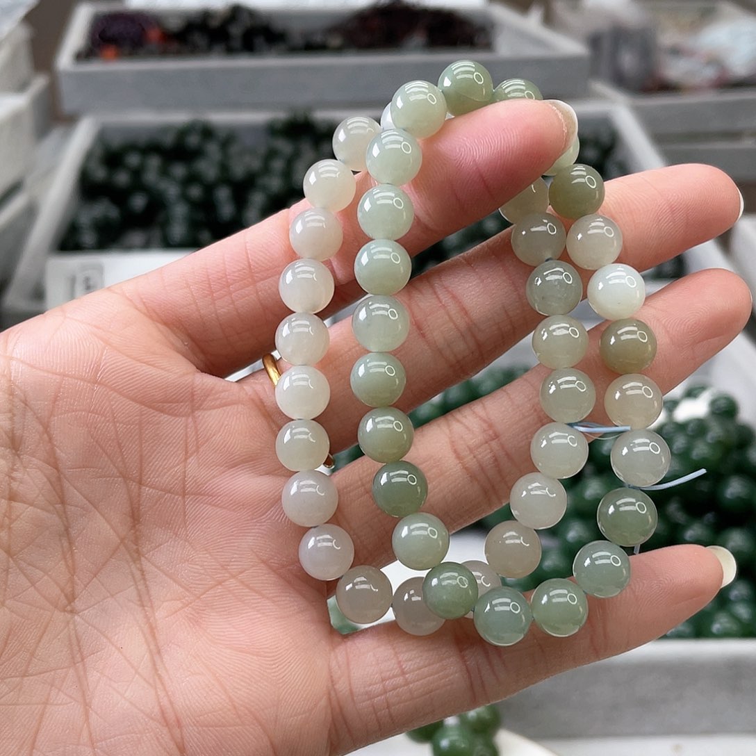 和田玉颈饰未镶嵌_****?福利手串2