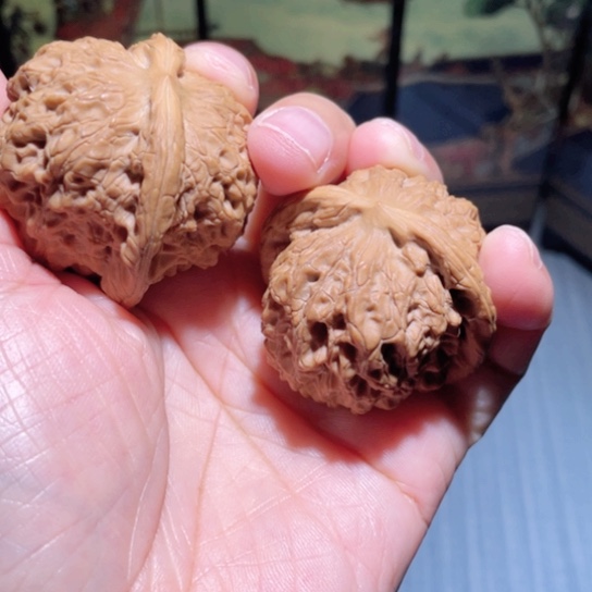文玩核桃吊坠43血麒麟