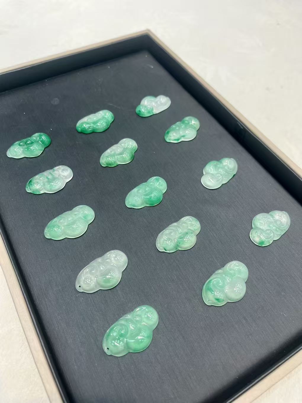 精美高级气质百搭女款翠绿冰种灵芝如意挂件吊坠（多样性拍一发一）