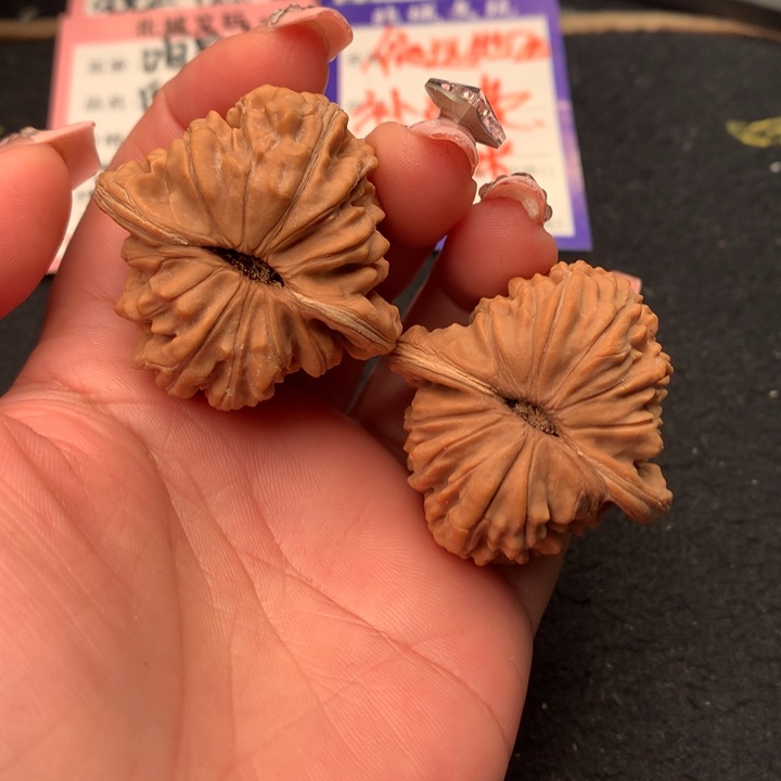 文玩核桃吊坠1号41四座楼全