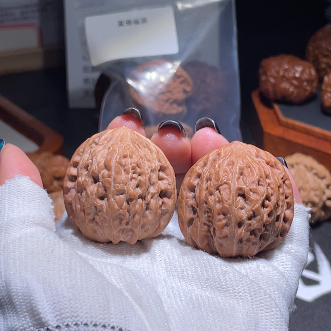 吊坠文玩核桃37.36铁锤8616
