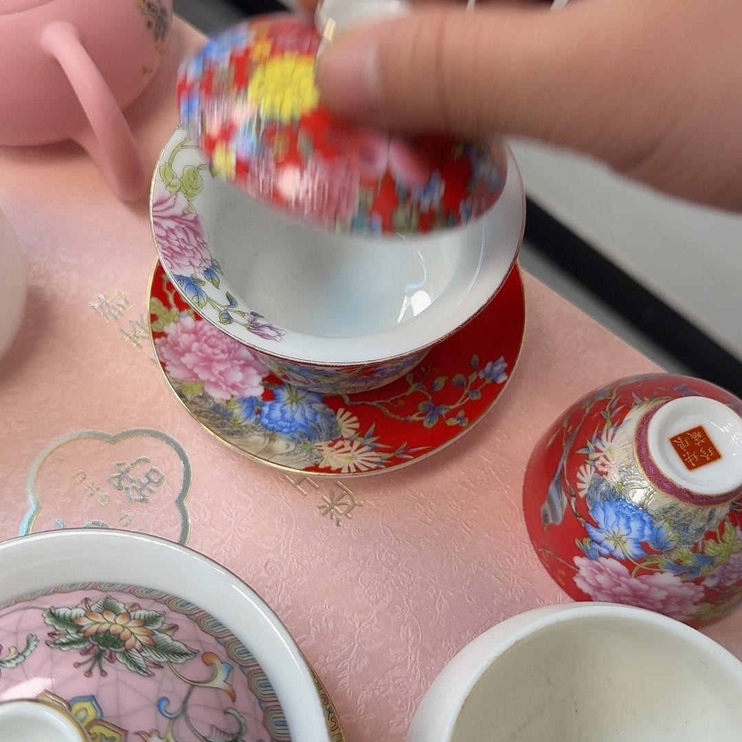 湄***蕖搭配3才盖碗➕一个红杯