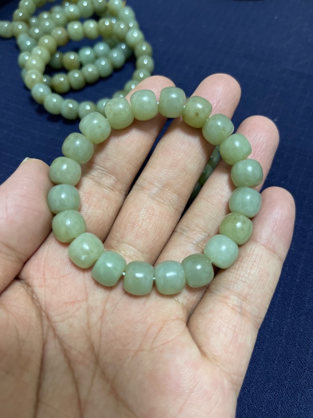 和田玉老型珠手串10mm多样性发货