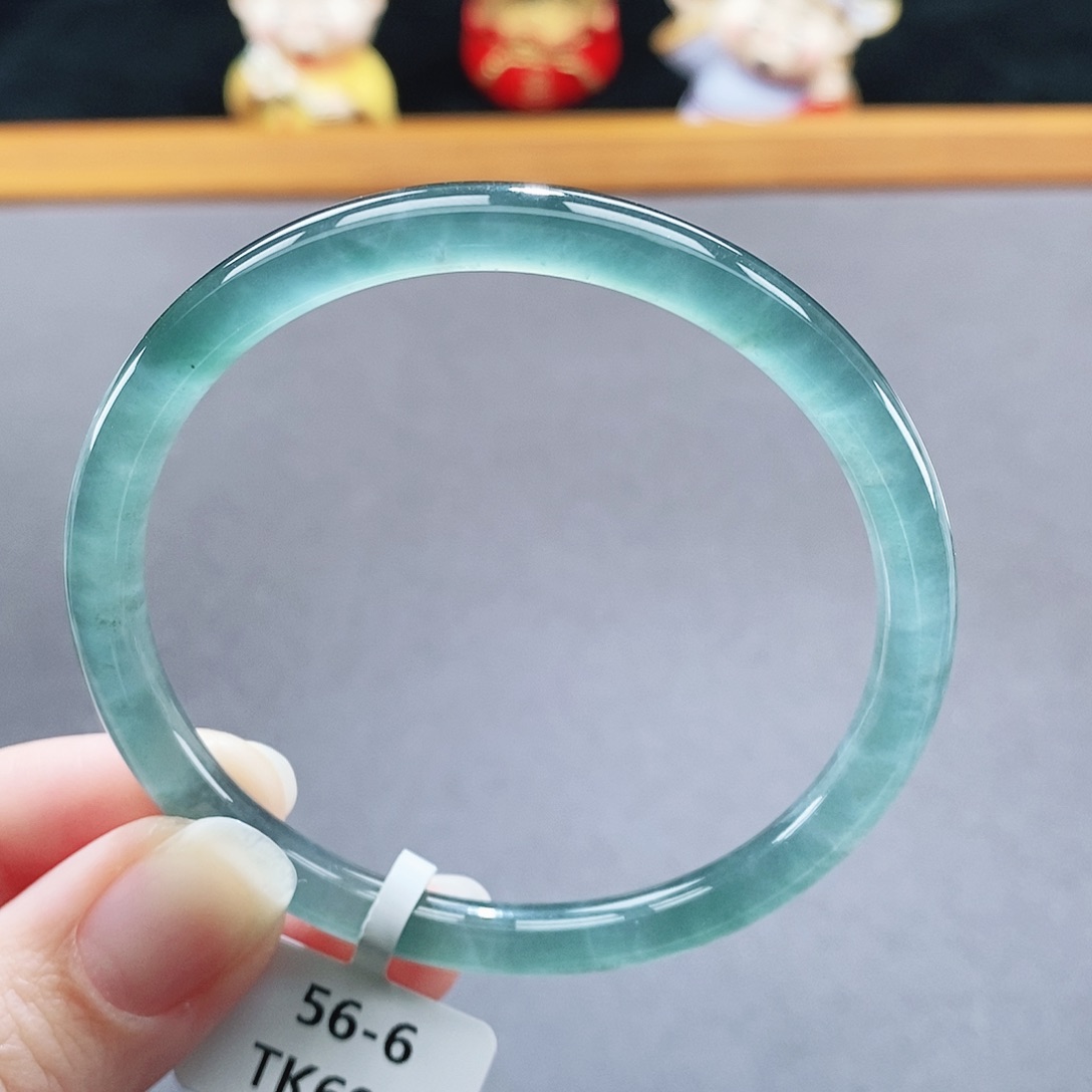 翡翠未镶嵌手镯132