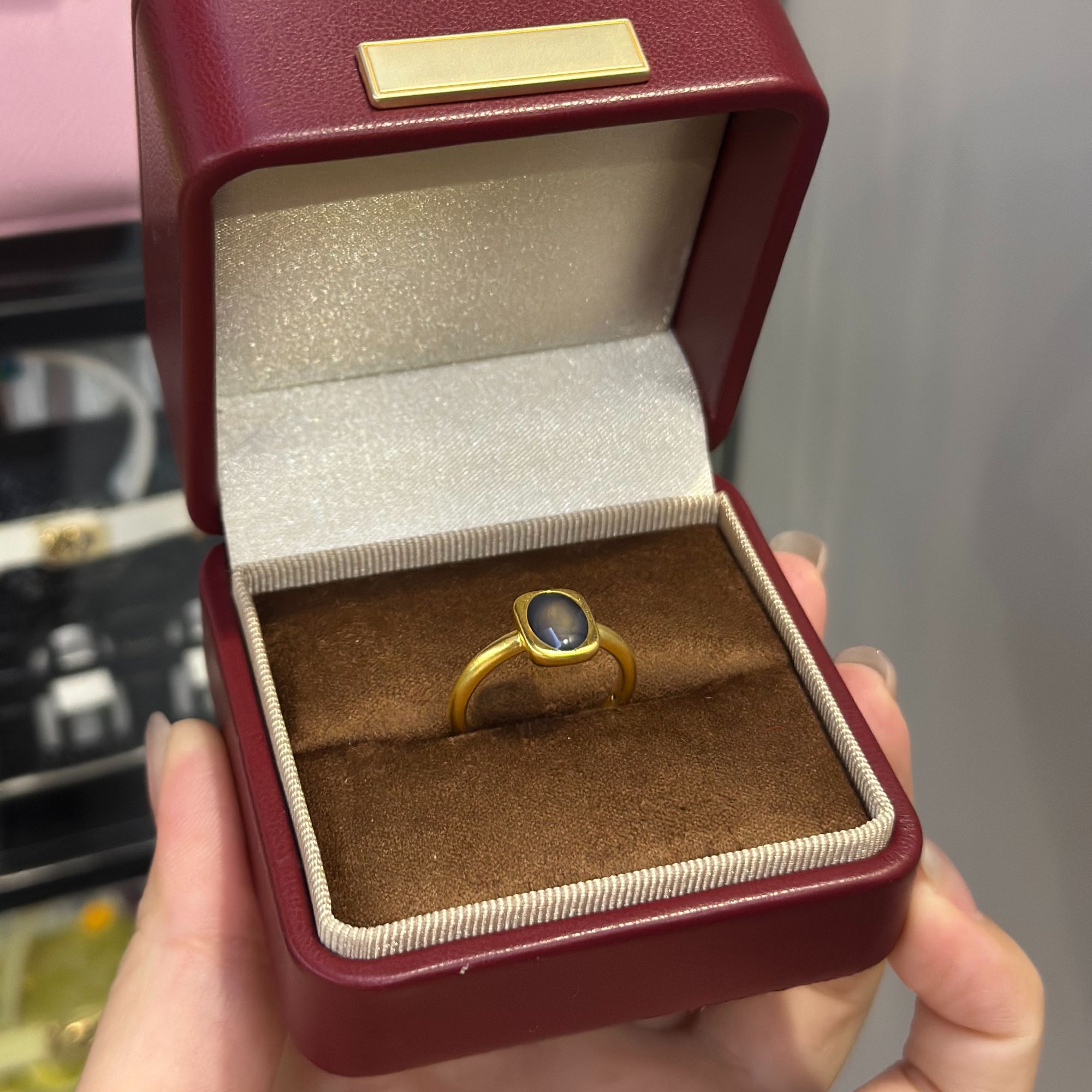 999足金5G工艺黄金虎眼戒指