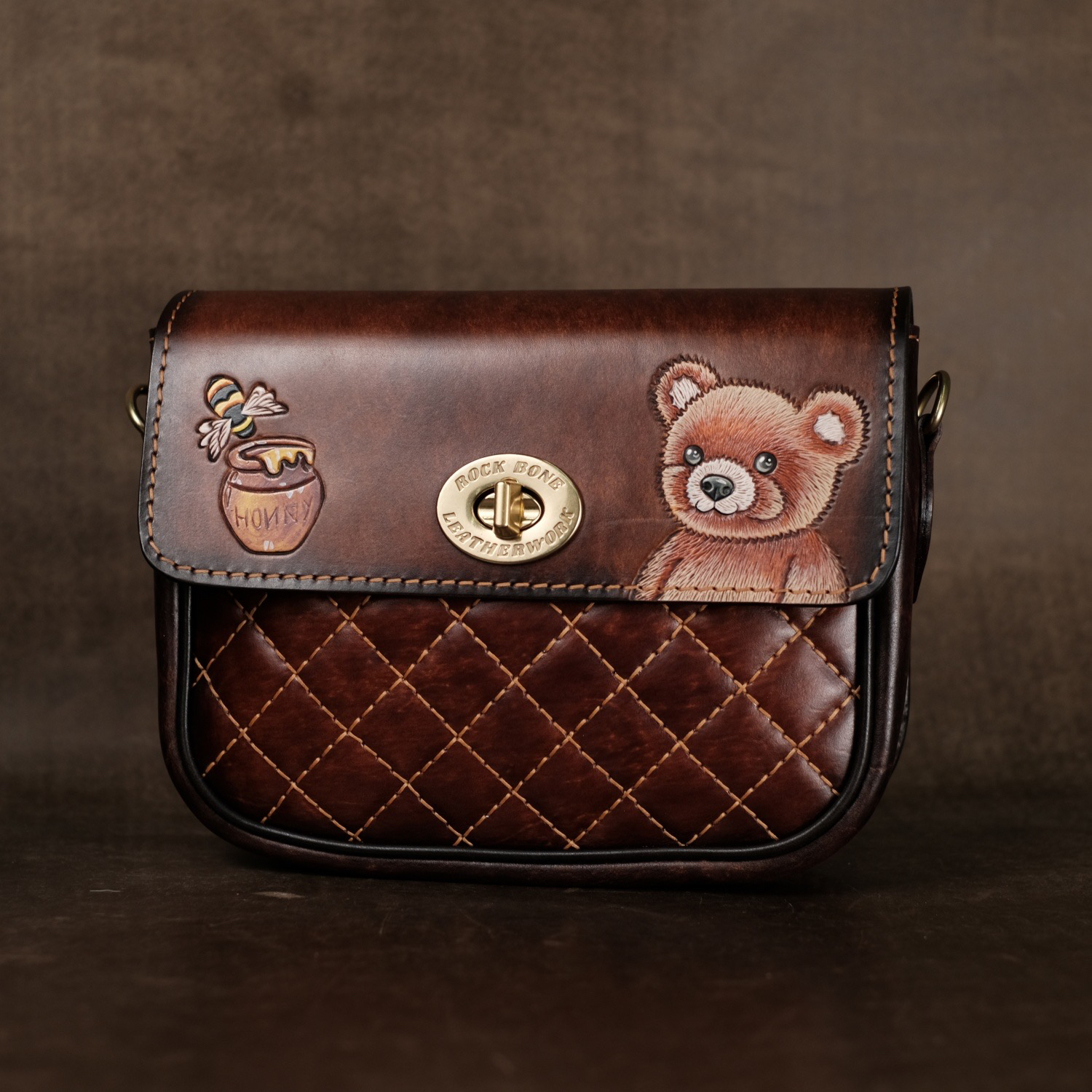 2025秋冬新款【伊始马鞍包】蜜罐小熊 斜挎时尚女包