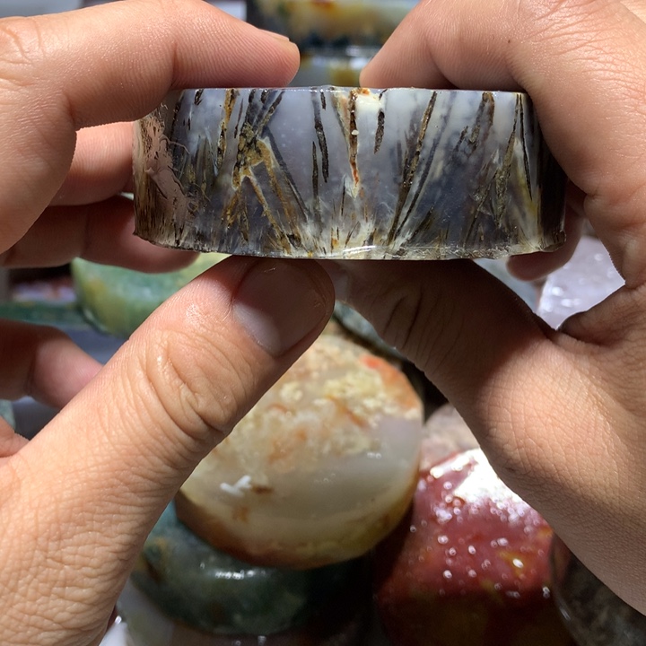 定制玛瑙雪***1定制玛瑙手镯600