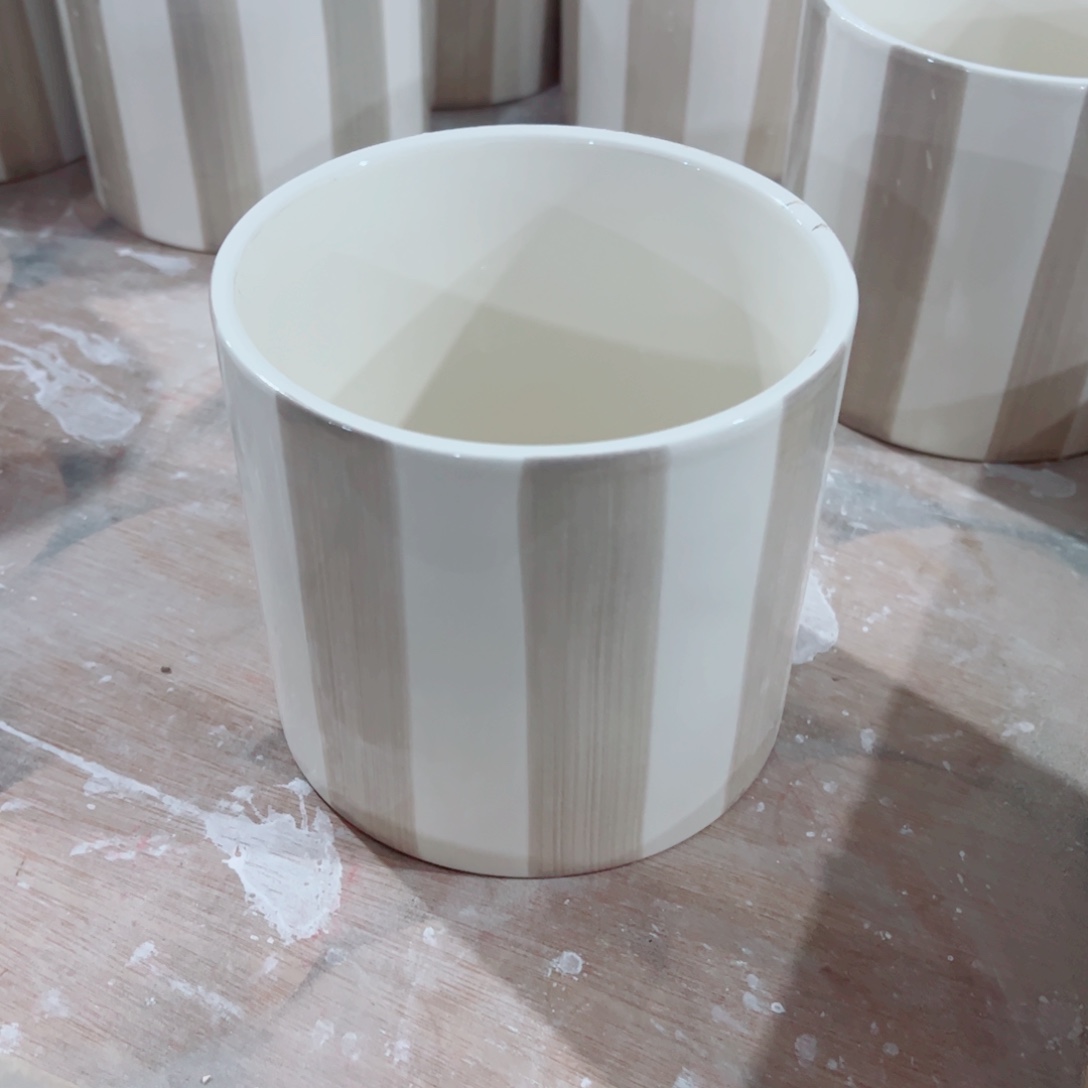 有孔，陶瓷花盆满10米包邮发货