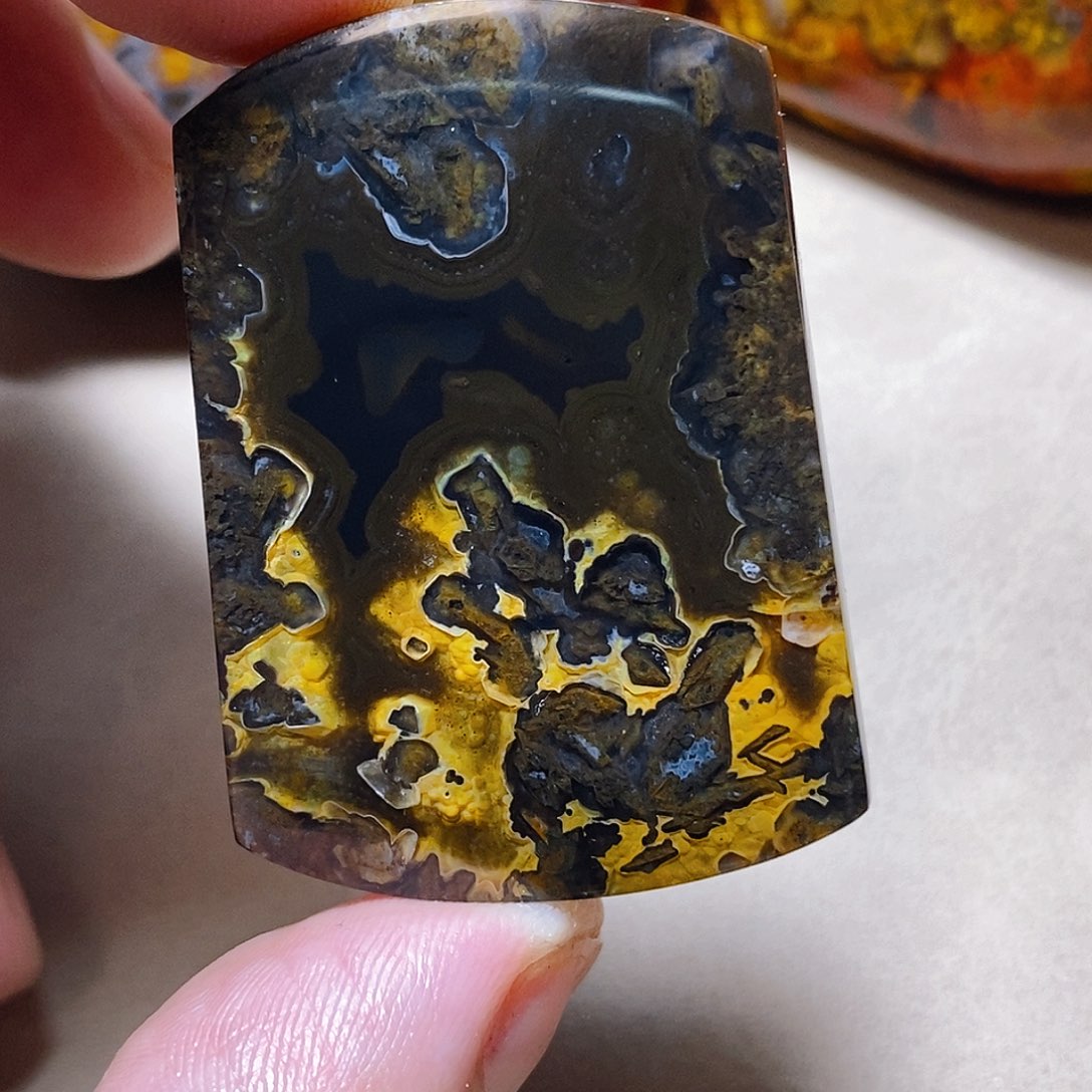 未镶嵌颈饰玛瑙/玉髓壹*哥