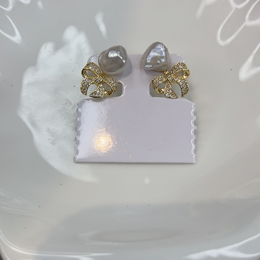 耳饰合金淡水珍珠