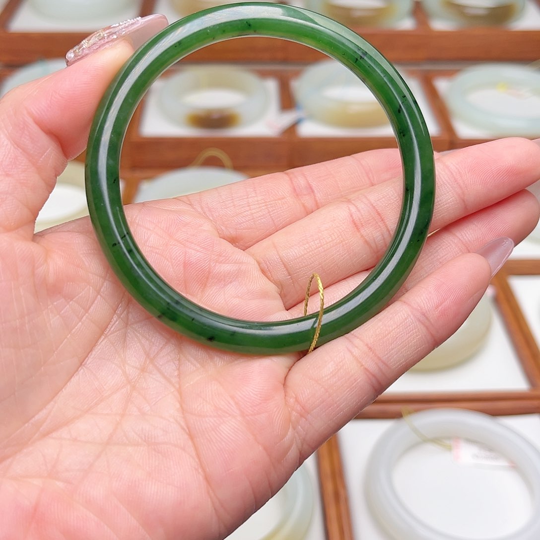 和田玉手镯未镶嵌60.5