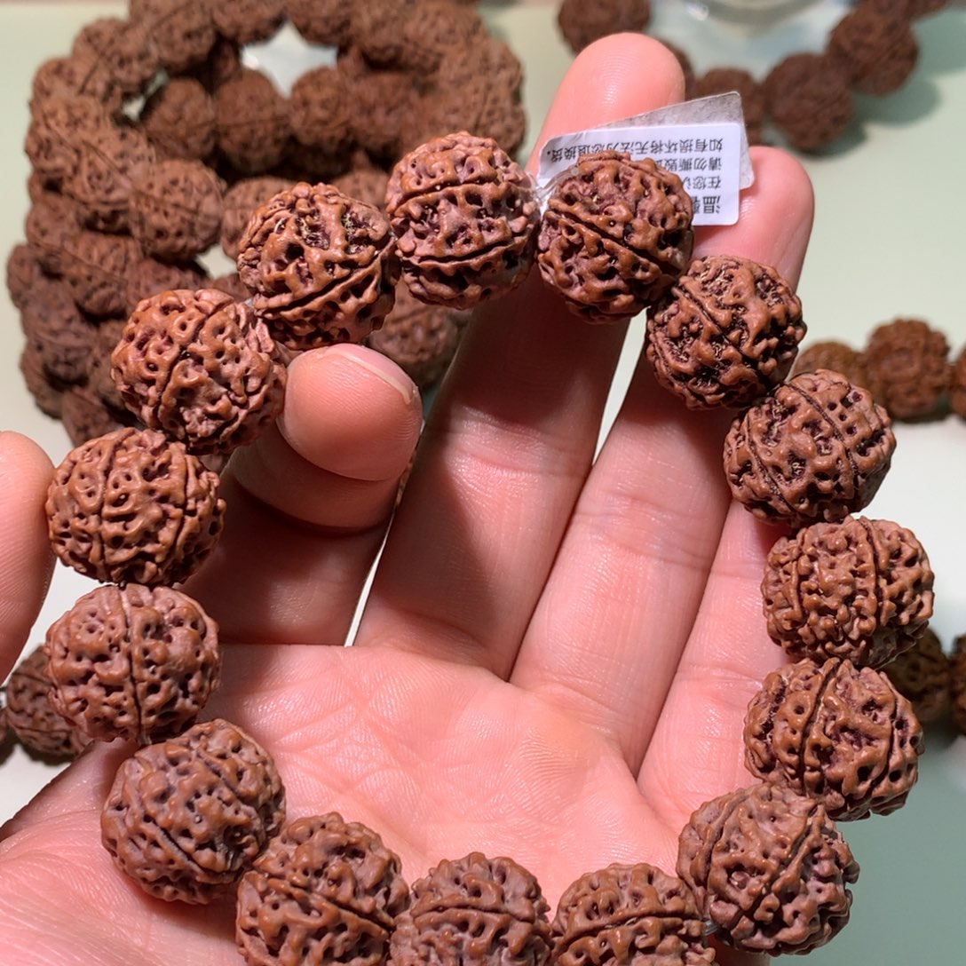 O***O金刚菩提吊坠古龙铁籽六瓣20尺寸 精品