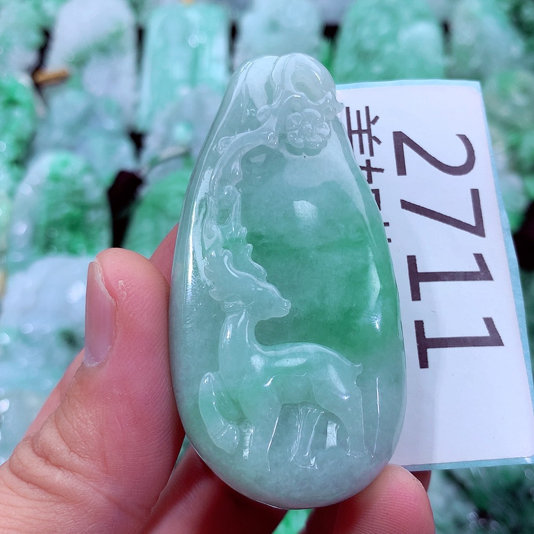 翡翠未镶嵌吊坠(不含链)