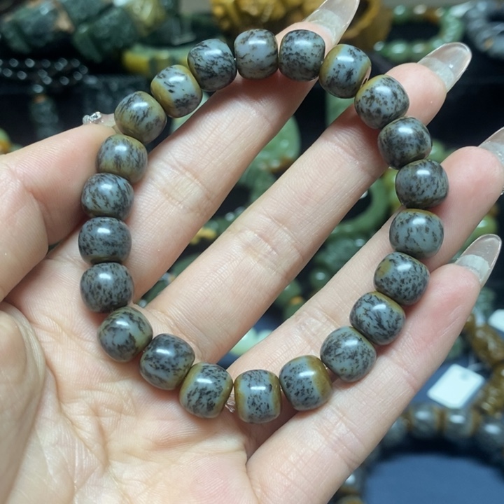 透闪石质玉珠宝奇石未镶嵌