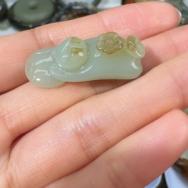 和田玉（糖玉）未镶嵌颈饰133210