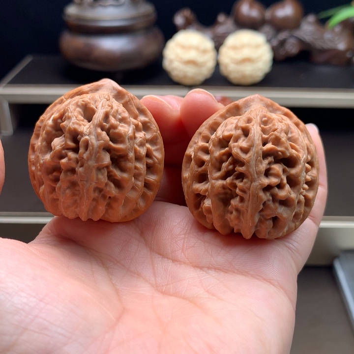 文玩核桃吊坠三羊谷