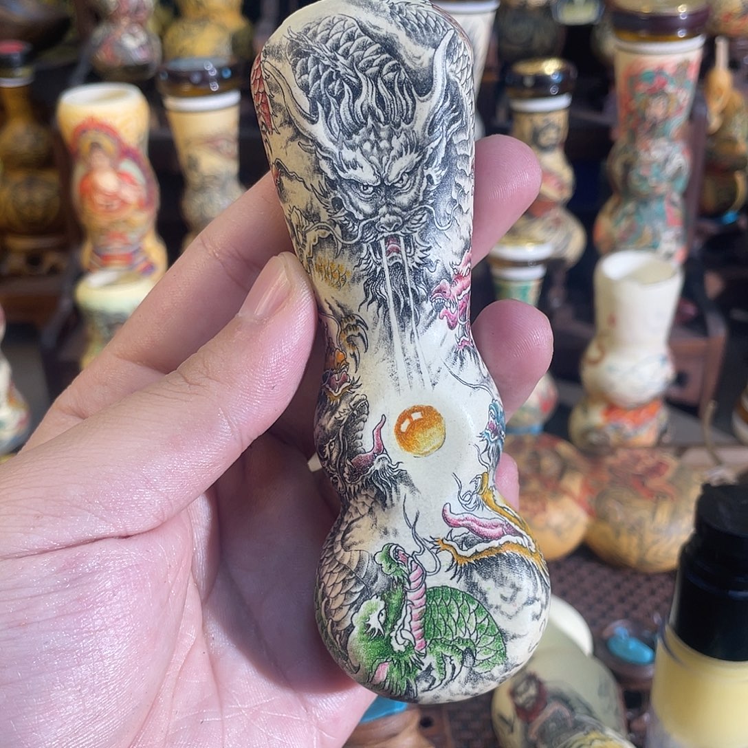 与****香榧木九龙九龙九龙广场