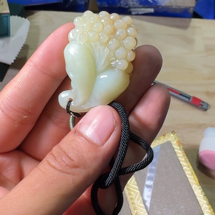 未镶嵌和田玉（糖玉）挂件
