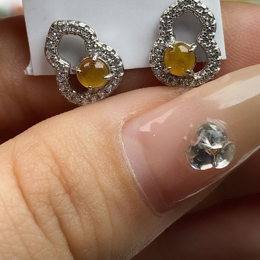 翡翠未镶嵌戒指翡翠