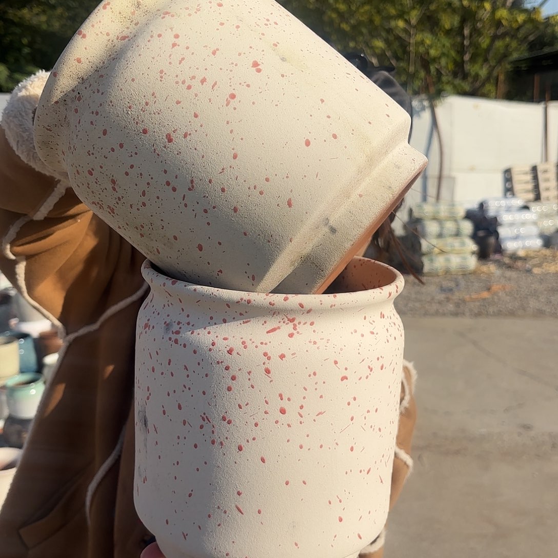 口径18高度20两个粉直筒微瑕