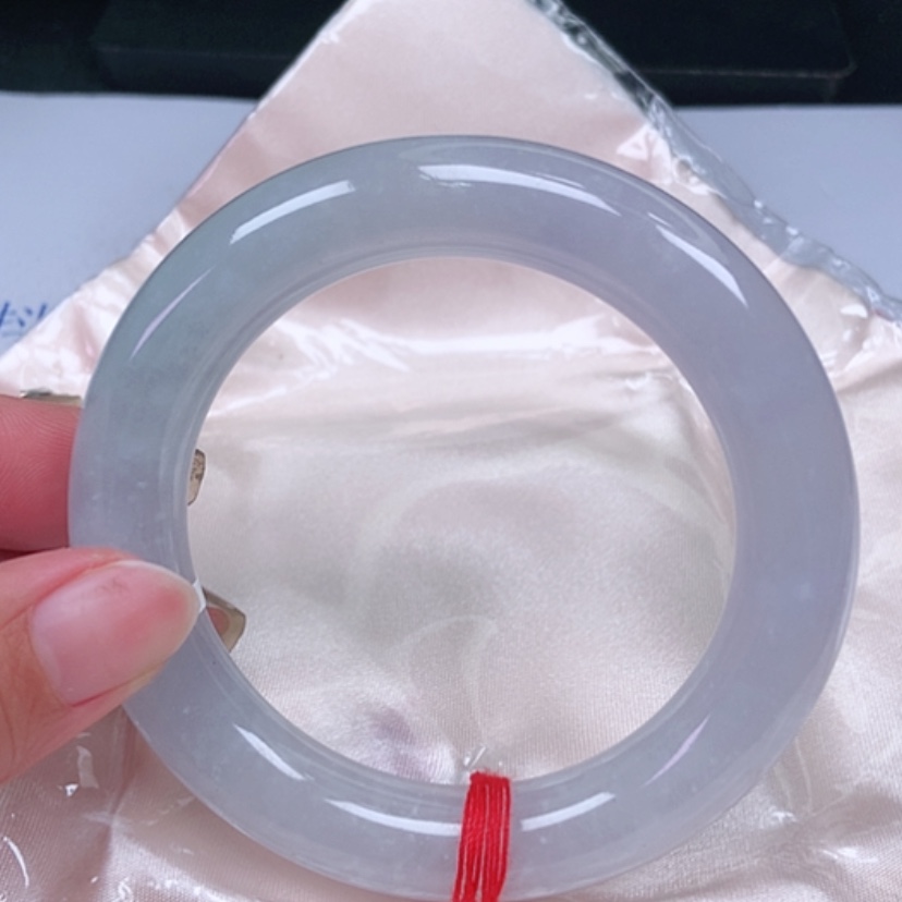 【闪购商品】翡翠手镯未镶嵌，