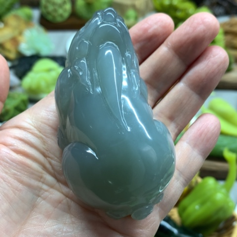 蛇纹石玉手把件未镶嵌