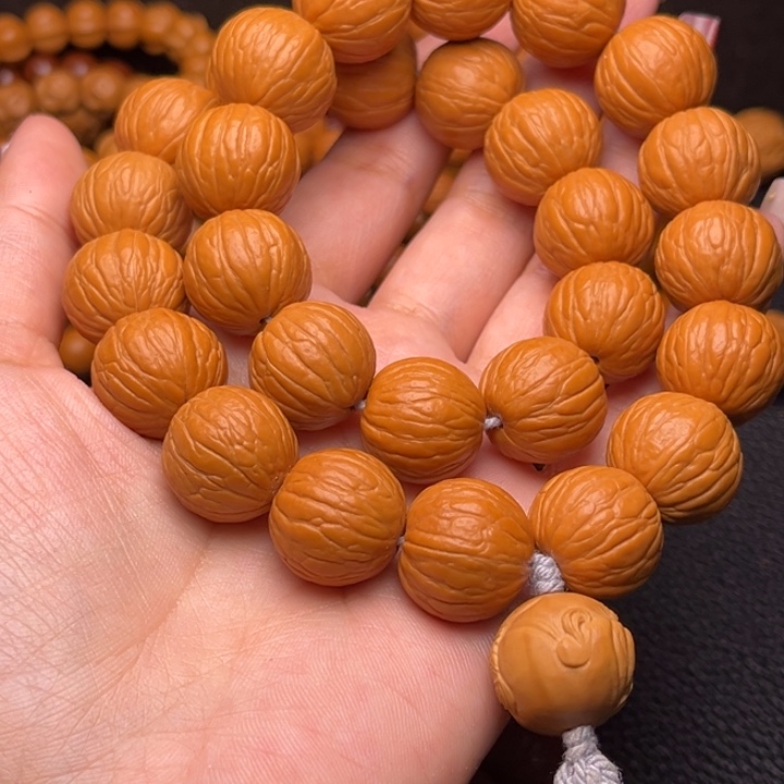 猴头核桃吊坠聚宝盆手持18