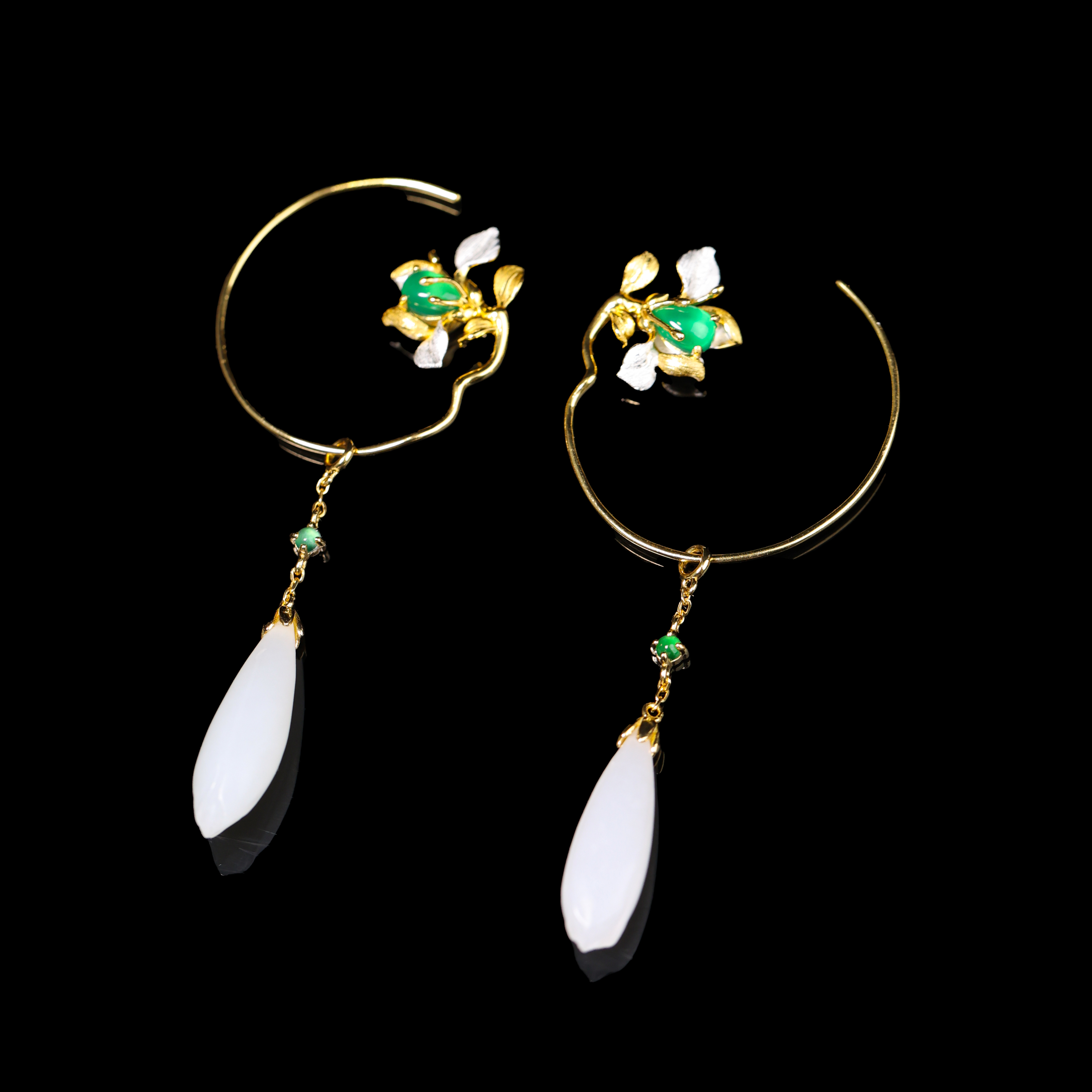 【兰芷】新中式国风珠宝s925银镶和田玉玉兰耳饰