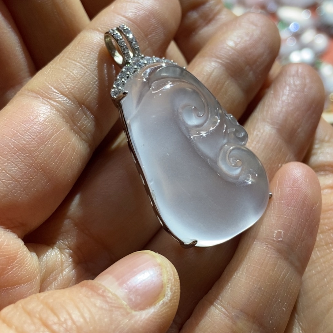 吴***】石英质玉银S925镶嵌颈饰