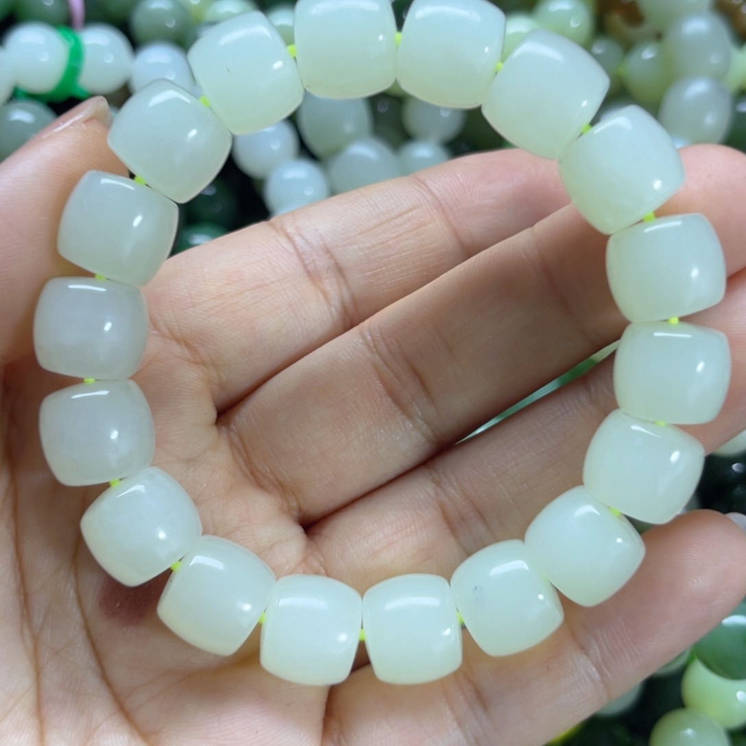 手链未镶嵌和田玉