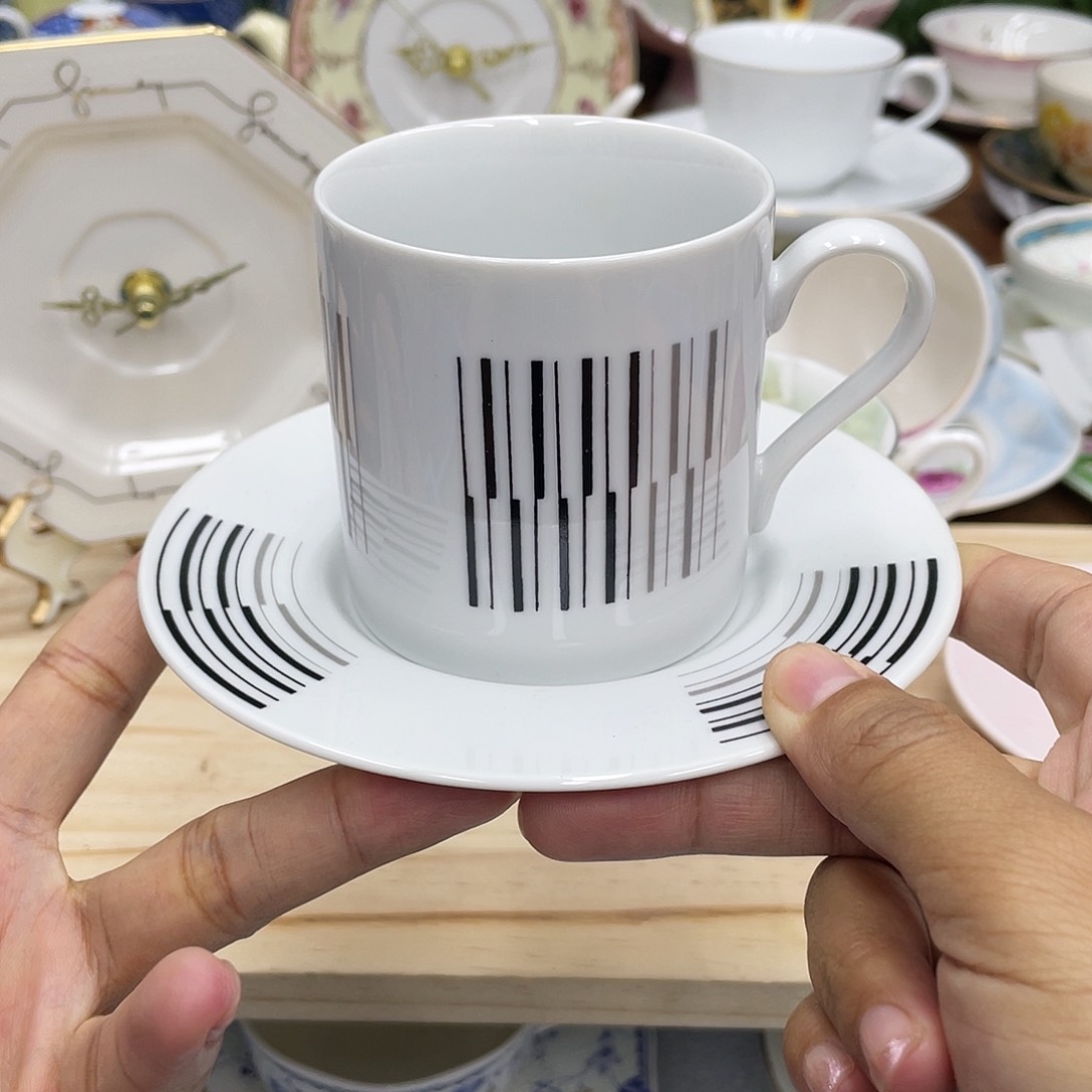 鹿屋家的美丽咖啡杯