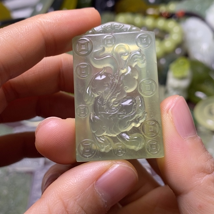 岫玉岫玉颈饰未镶嵌