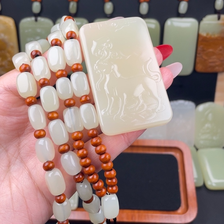 ～****～新疆昆仑山料，一物一拍