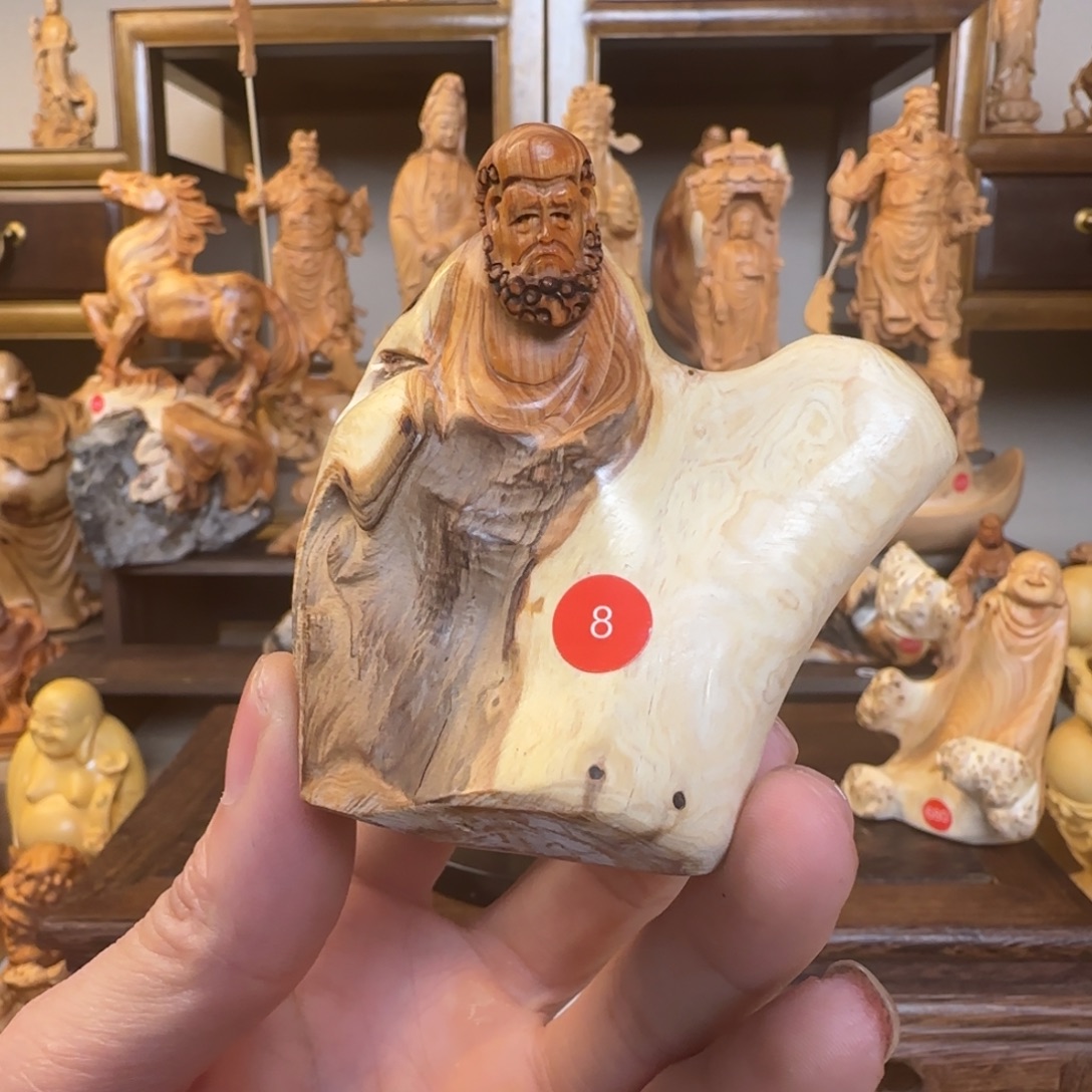 崖柏小木匠艺雕一物一拍