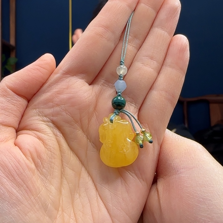 蜜蜡吊坠(赠链)未镶嵌