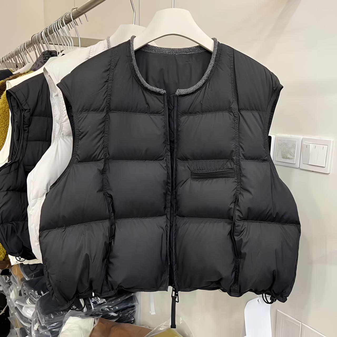 纯色羽绒通勤风圆领拉链马甲