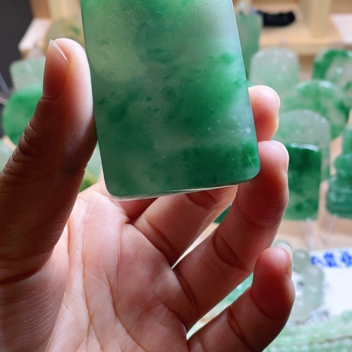 未镶嵌石英质玉珠宝奇石非洲翠