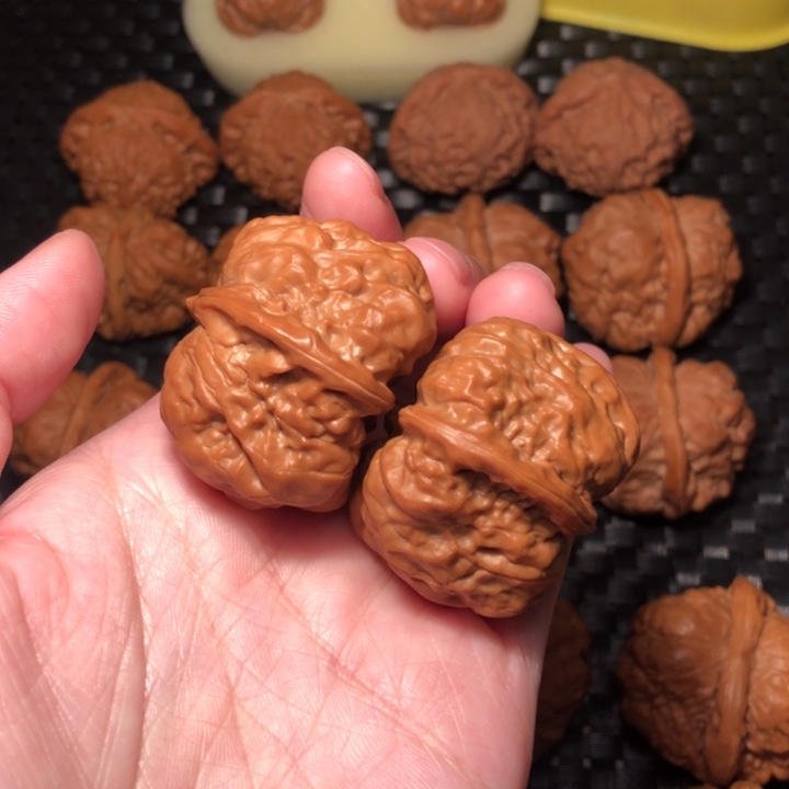 文玩核桃把件浅纹肉蛙37